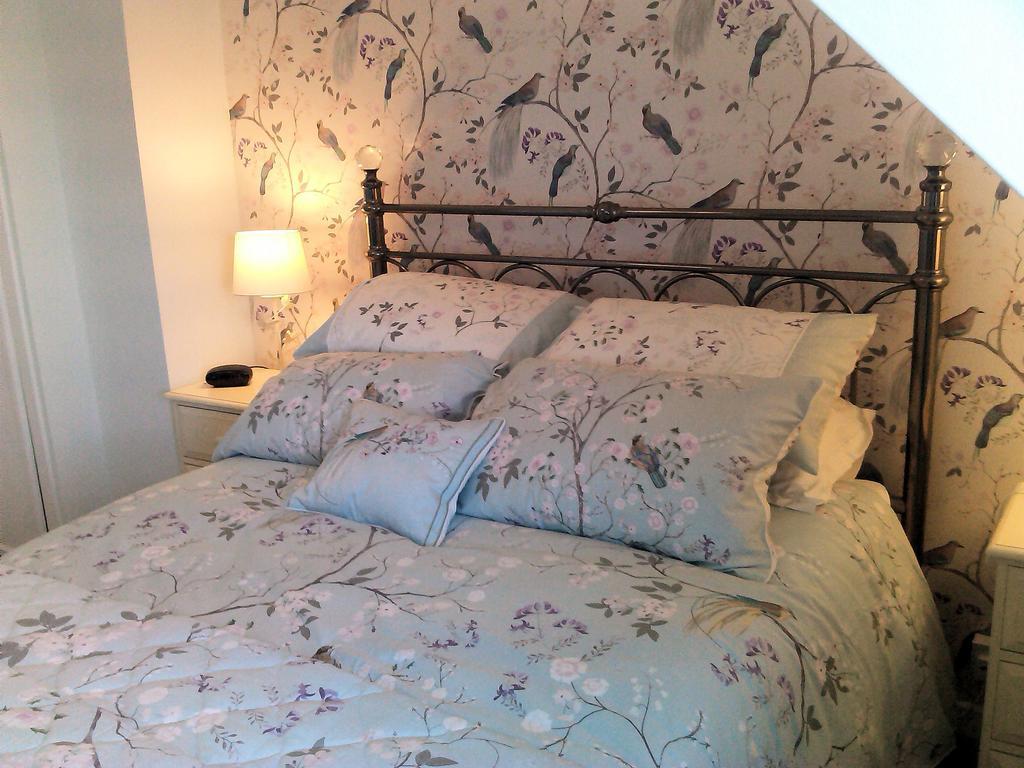 The Old Chapel B&B Лостуитиел Номер фото